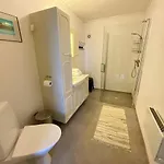 Lofoten Hiking Base בית נופש *
