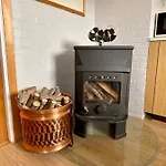 בית נופש Lofoten Hiking Base