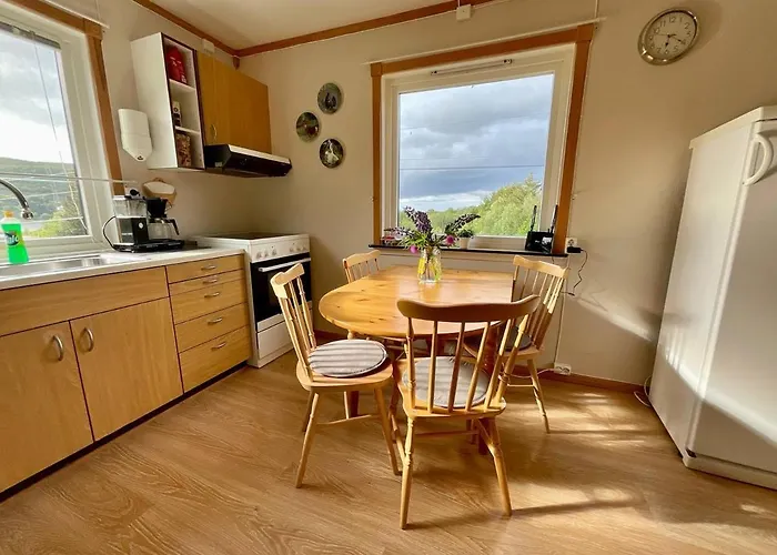 Lofoten Hiking Base Дом отдыха Haukland