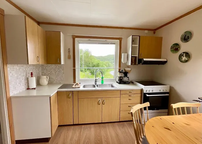 Lofoten Hiking Base Дом отдыха Haukland