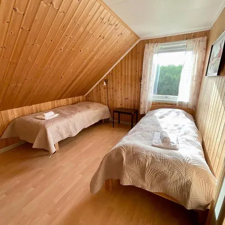 Lofoten Hiking Base Haukland